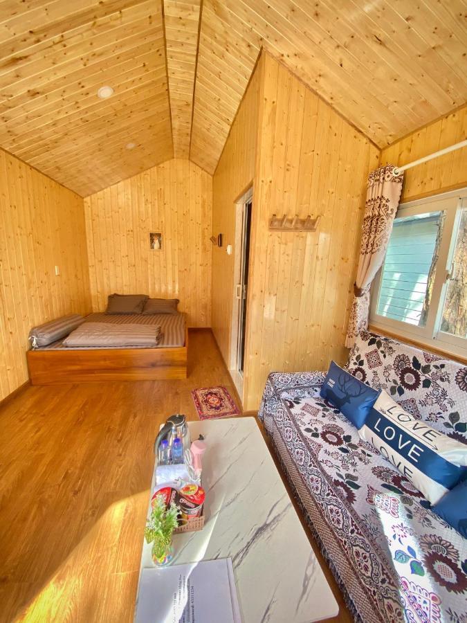 Henisi Homestay Mang Den Kon Von Kla Exteriér fotografie