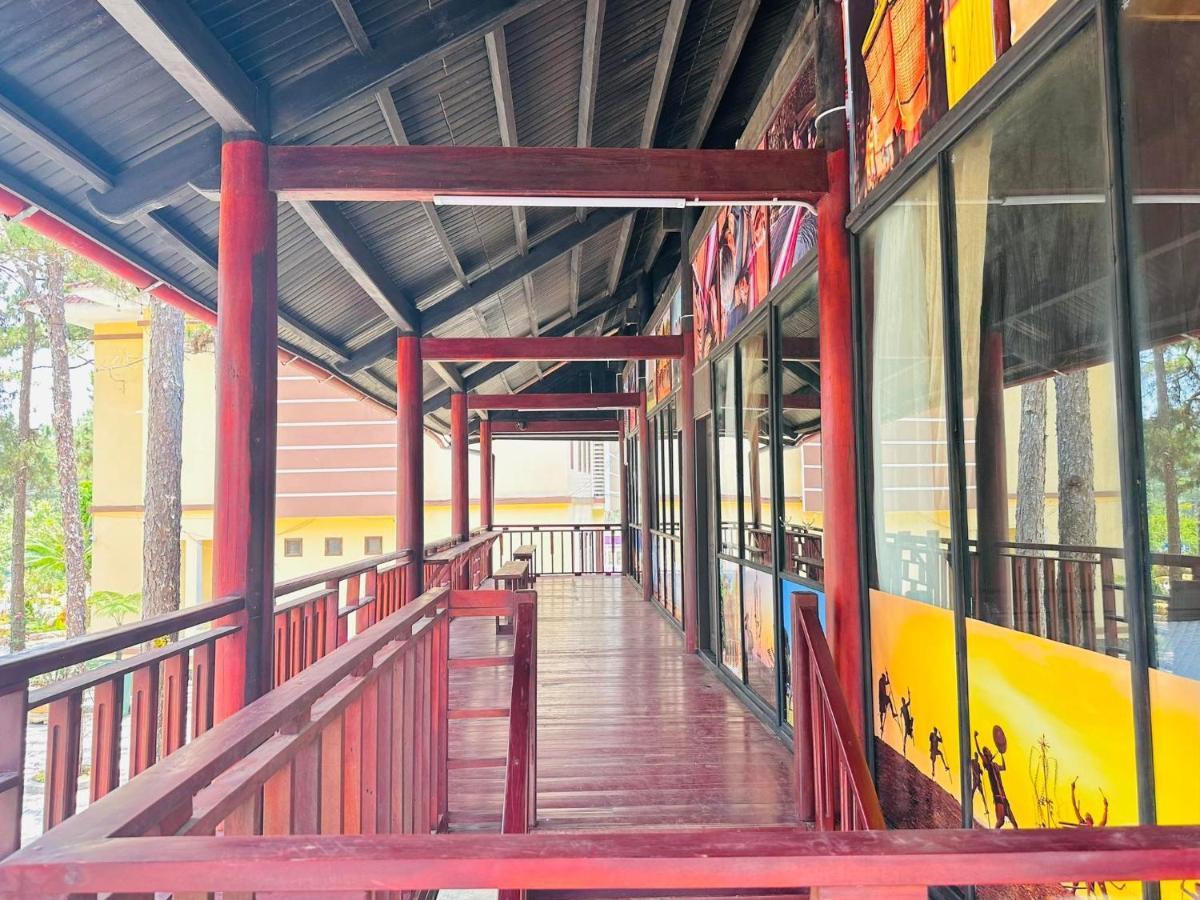 Henisi Homestay Mang Den Kon Von Kla Exteriér fotografie